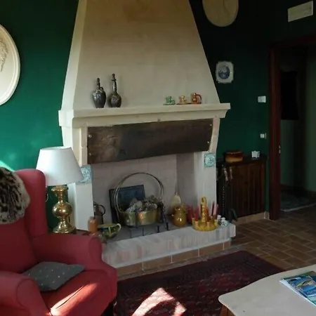 La Tana Della Lepre Couette-café 3*